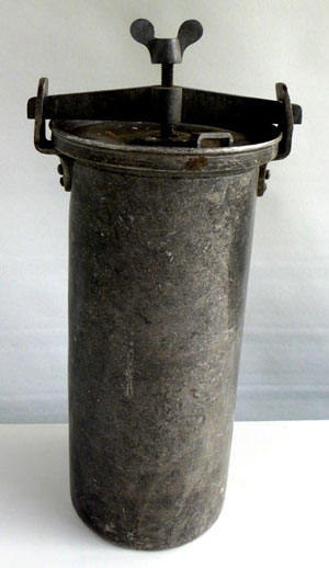 pryl-098-konservburk